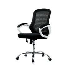 White mesh director chair with medium back